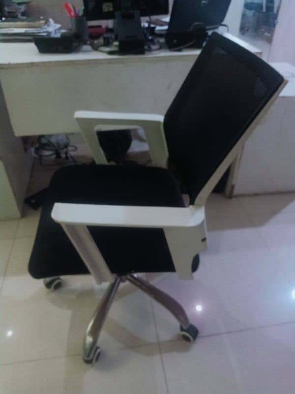 Office Chairs for Sale 1