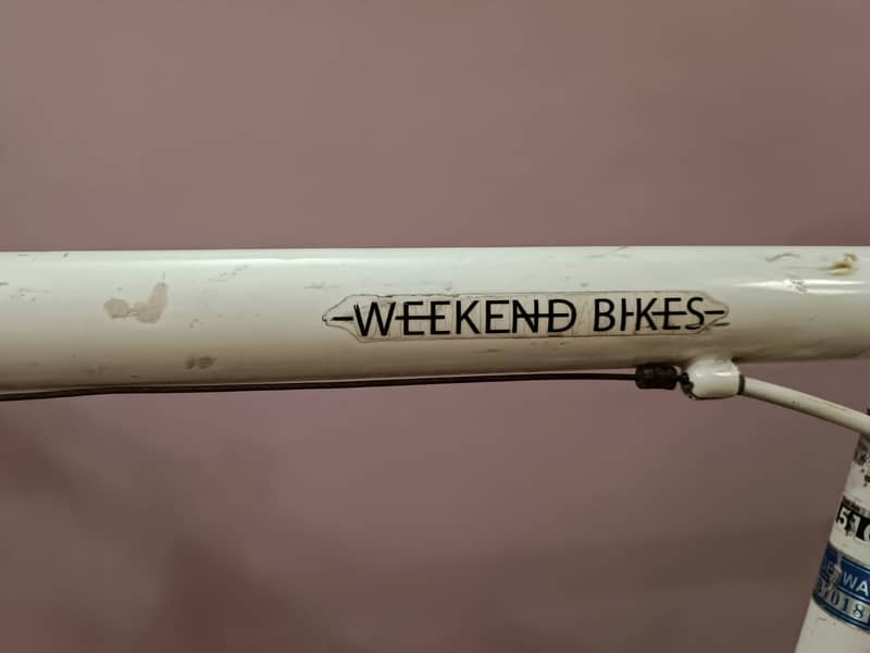 Weekend Brand Hybrid Bicycle 3