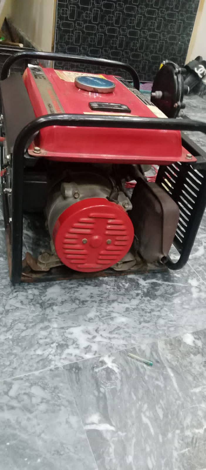 HOMAGE 1 KVA SLEF START GENERATOR LIKE NEW (R. S 38000/=) 03222172385 6