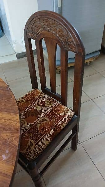 Dinning table with chairs 2