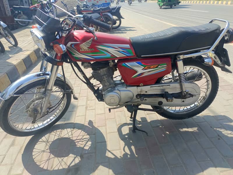 Honda 125CG 4