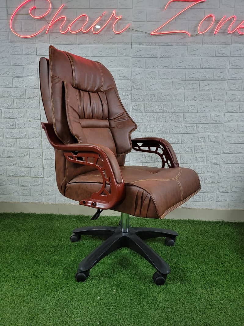 Executive Office chair - laptop Revolving chair Gaming chair for sale 8