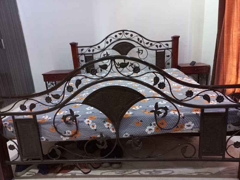 iron bed set | double bed with side tables dressing| king size bed set 1