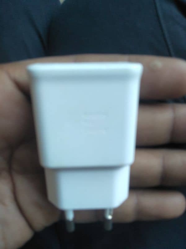 Samsung A52 original box wala charger 3