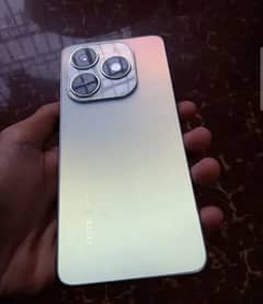 Tecno spark 20