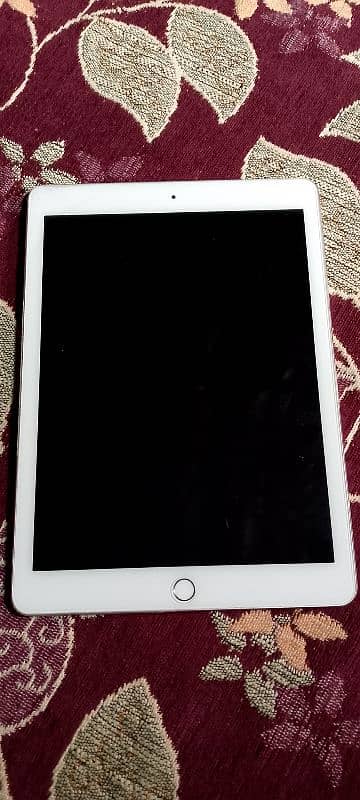 ipad air 2 generation  67/128 Gb 0