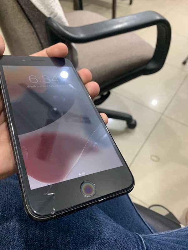 Iphone 7 plus (PTA Approved) 0