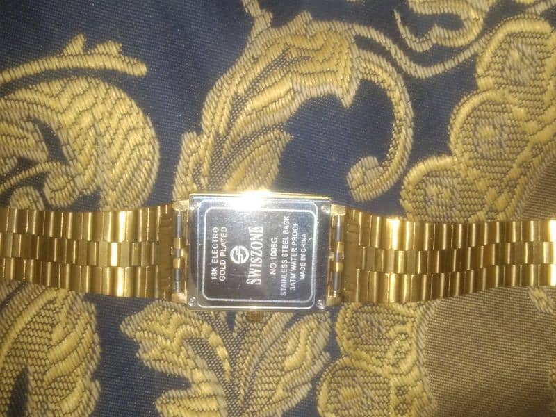 18K Golden watch 2