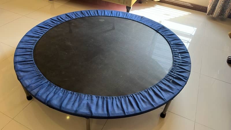 5 feet trampoline 1