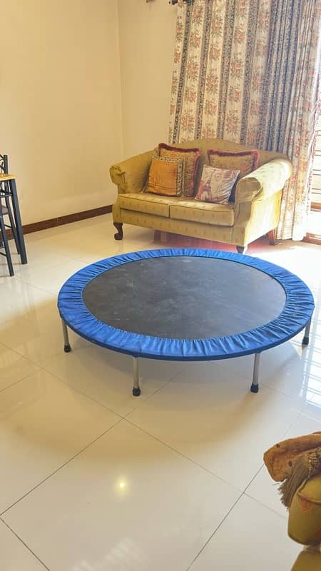 5 feet trampoline 3