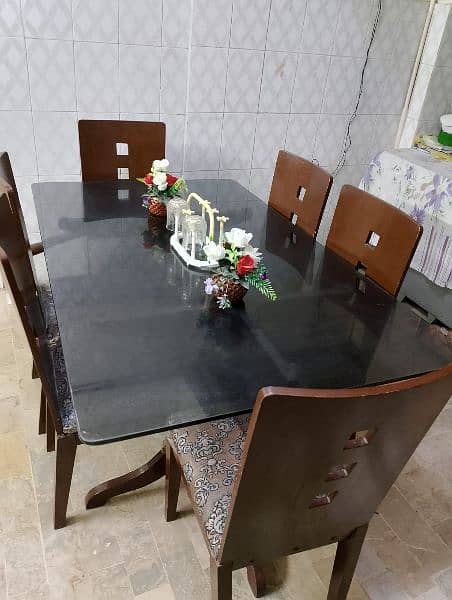 Dining table with six chairs for sale 3