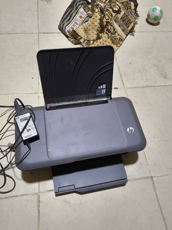 HP Deskjet 1000 1