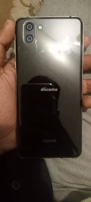 Aqous R3 6gb 128gb 0