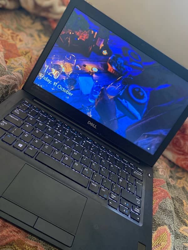 Laptop | Dell | Core i7 | 8th gen | 256 SSD | 16gb RAM 3