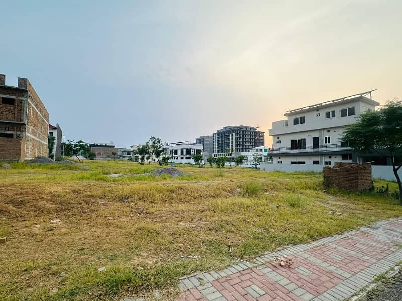 1 kanal Residential Plot For Sale Top city 1 (Good Location Plot) 17