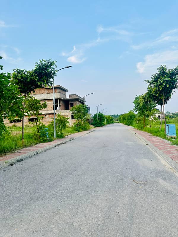 1 kanal Residential Plot For Sale Top city 1 (Good Location Plot) 24