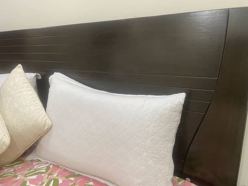 Used Bed for sale with mattress 3