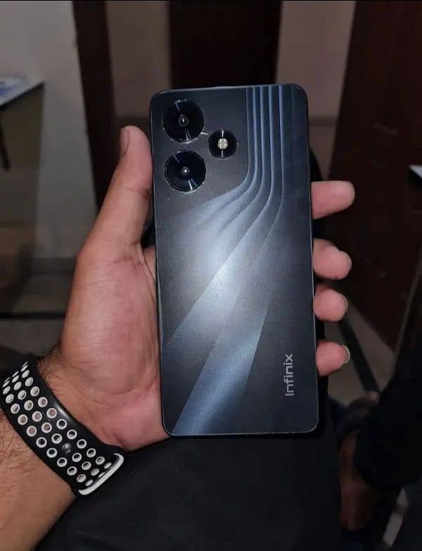 Infinix hot 30 8gb 128gb for sale 1