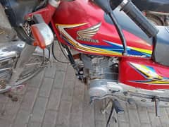 Honda 125 2019 .