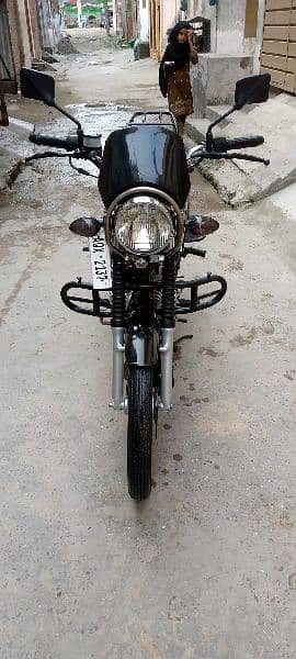 Suzuki GS 150se 4