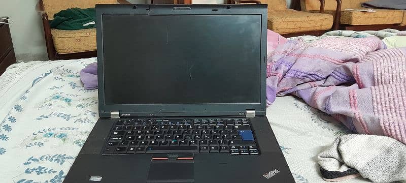 lenovo thinkpad 8gb ram 128 gn ssd 1 gb Invidia graphics card 6