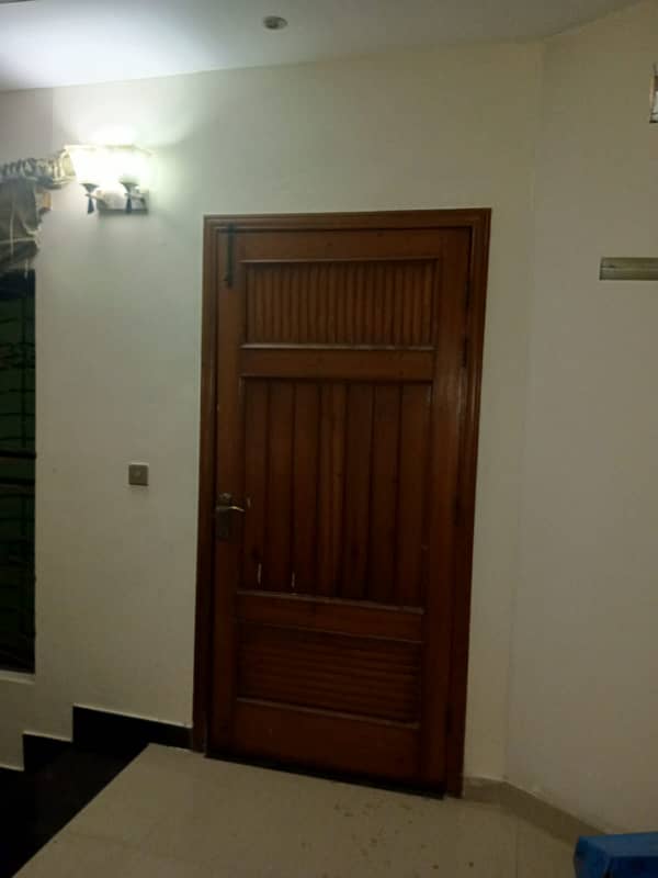 Spacious 5-Bed 10 Marla House for Rent in Prime Location Behria Town Lahore 15