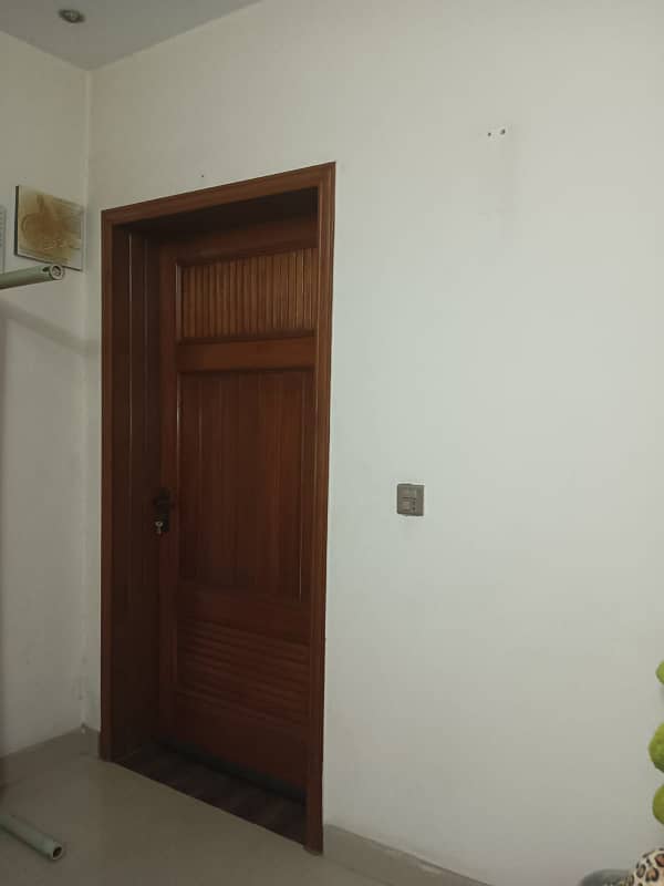 Spacious 5-Bed 10 Marla House for Rent in Prime Location Behria Town Lahore 16