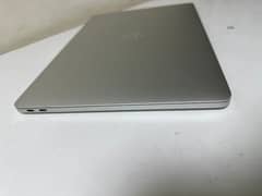 Macbook pro 2017 core i5