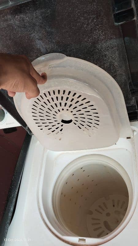 Washing Machine 4