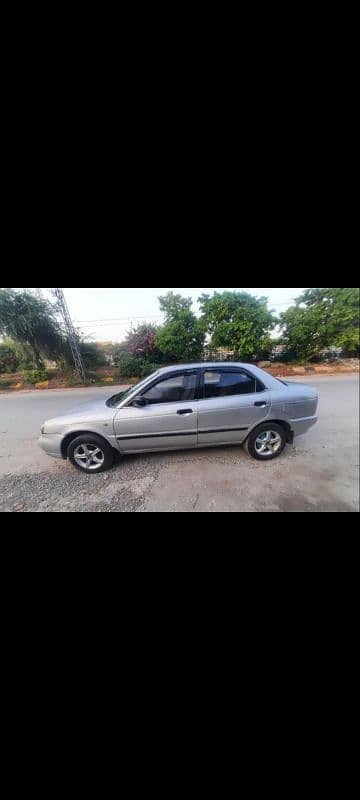 Suzuki Baleno 2004 3