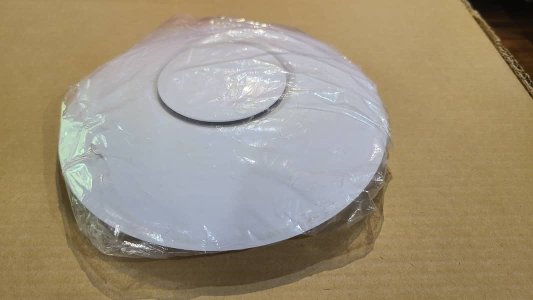 Ubiquiti UniFi AP-AC-LITE | UAP-AC-LITE | Access Point (Branded Used) 6