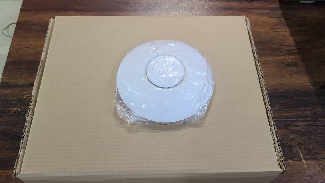 Ubiquiti UniFi AP-AC-LITE | UAP-AC-LITE | Access Point (Branded Used) 10