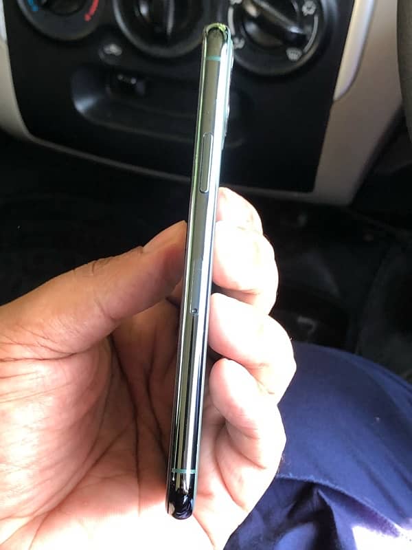 iPhone 11 Pro 256gb PTA 3