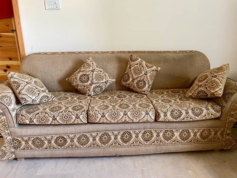 Sofa 5 seater 1