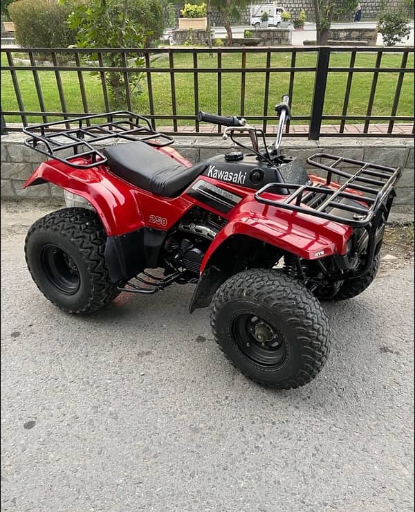 Kawasaki bayou 250cc atv 0