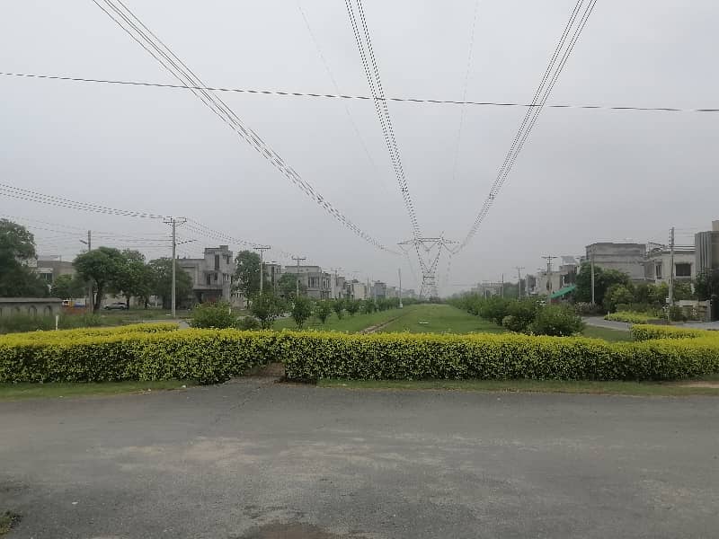 Corner sale The Ideally Located Residential Plot For An Incredible Price Of Pkr Rs. 13000000 2