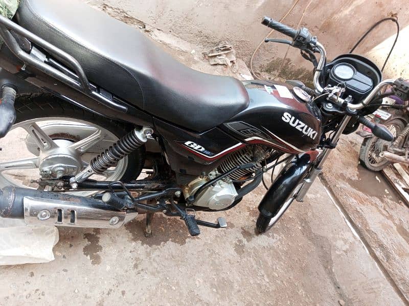 Suzuki GD110, Black Colour 1