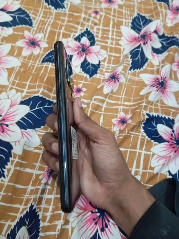 Tecno camon 16pro 4