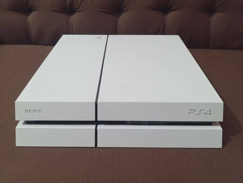 PS4 FAT 500GB SEALED 11.0 JAILBREAK GLACIER WHITE COLOR 1