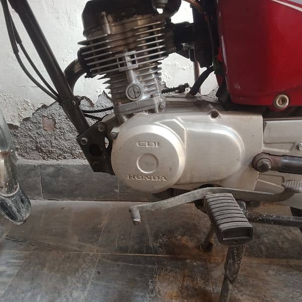 Honda 125 good condition 1