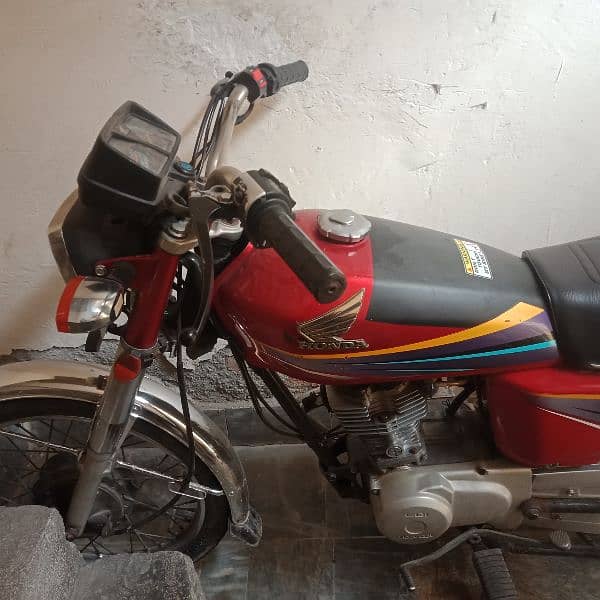 Honda 125 good condition 5