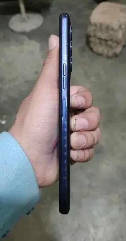 Tecno Camon 18t Only glass crack all working 3