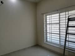 10 Marla House In Wapda City Is Available For rent