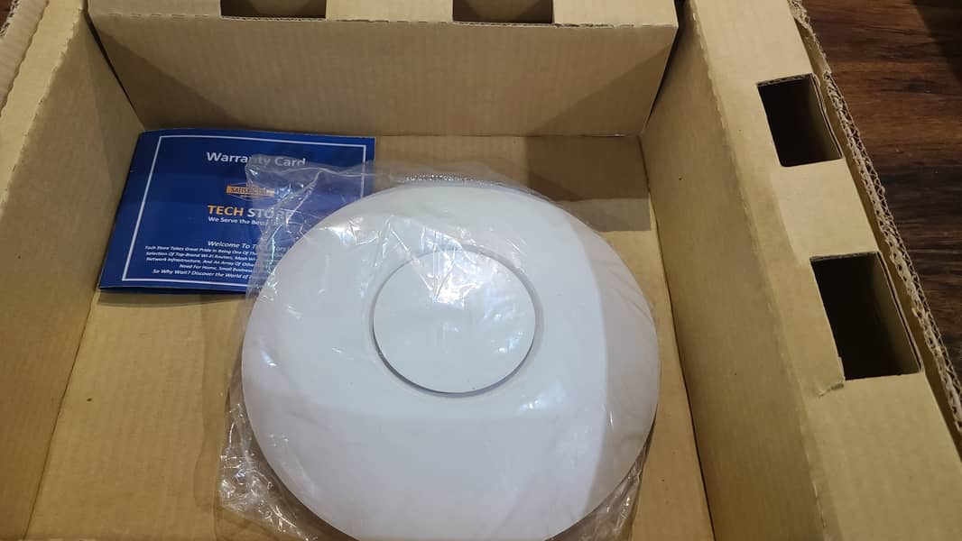 Ubiquiti UniFi AP-AC-PRO | UAP-AC-PRO | Access Point (Branded Used) 2