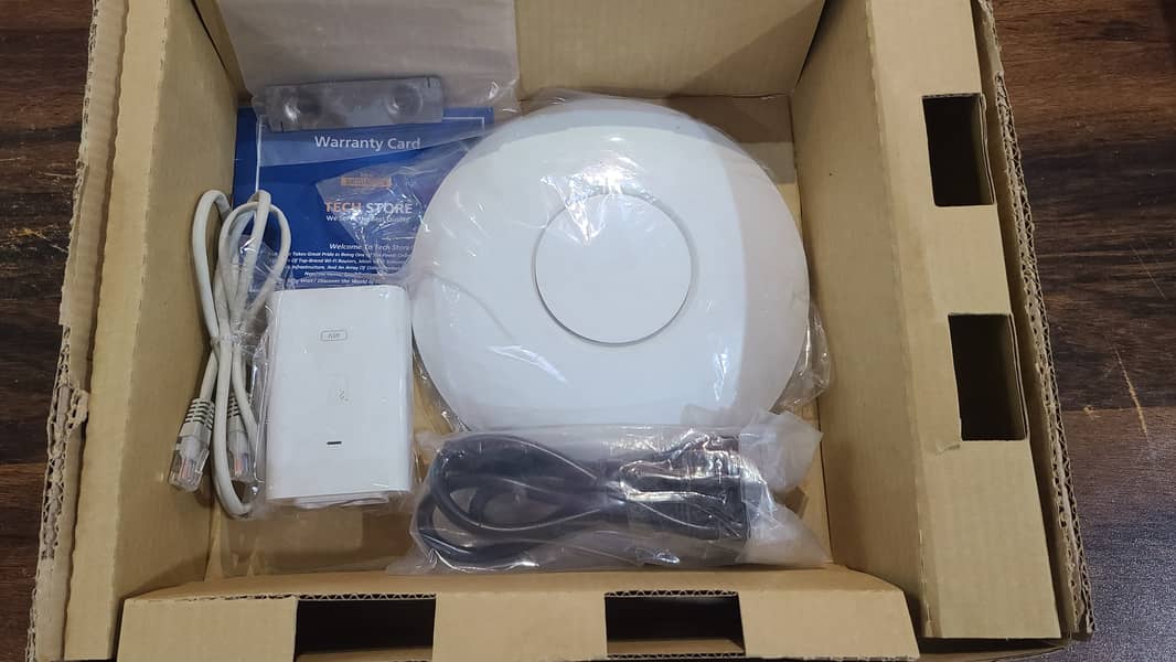 Ubiquiti UniFi AP-AC-PRO | UAP-AC-PRO | Access Point (Branded Used) 7