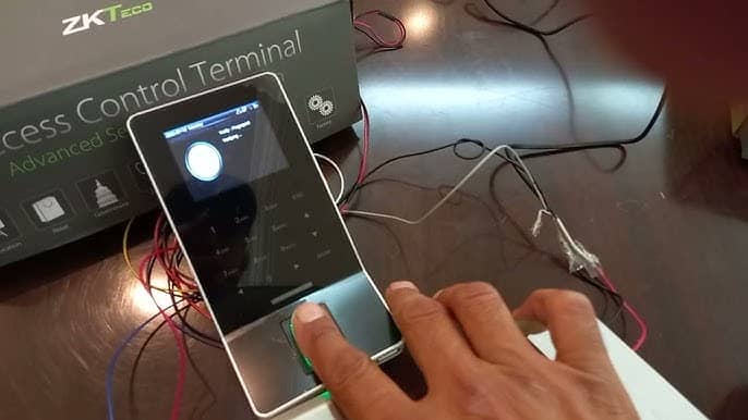 ZKTeco F22 Fingerprint Biometric Access Control Time Attendance 1