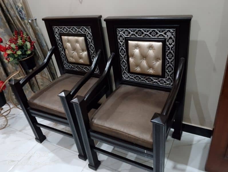 pair of bedroom chair 3