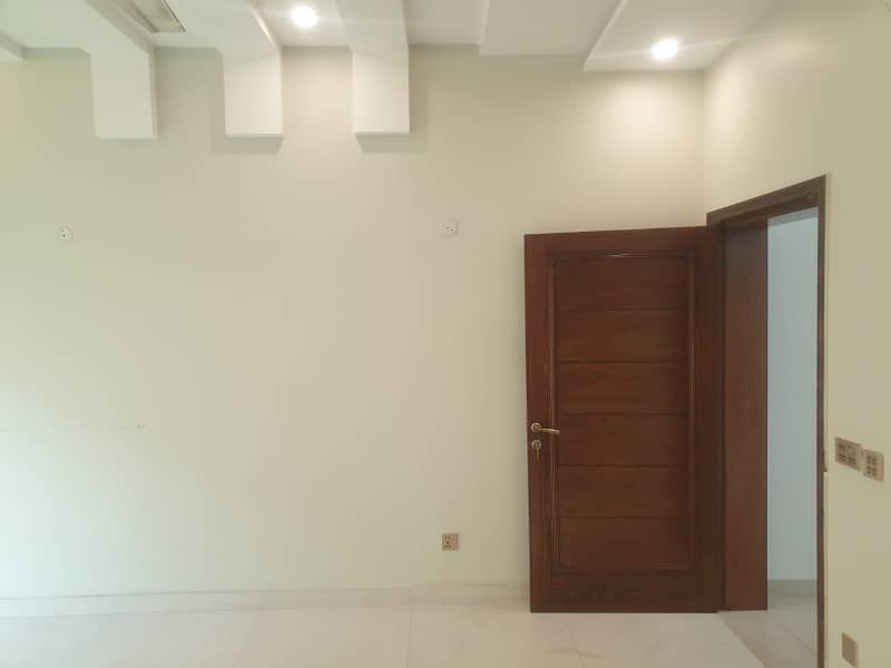 1 Kanal Brand New Upper Portion With Separate Gate Available For Rent In J Block DHA Phase 1 Lahore 5