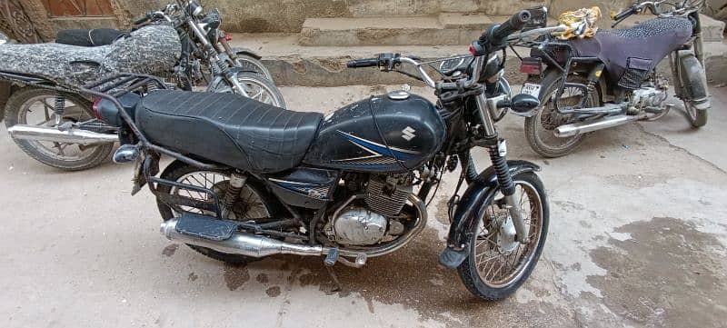 suzuki 150 black color 16-04-14 ki register hai 3