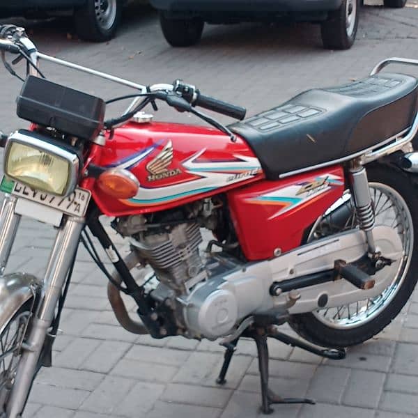 Honda 125 2016A model Golden nomber janiyan Honda 1